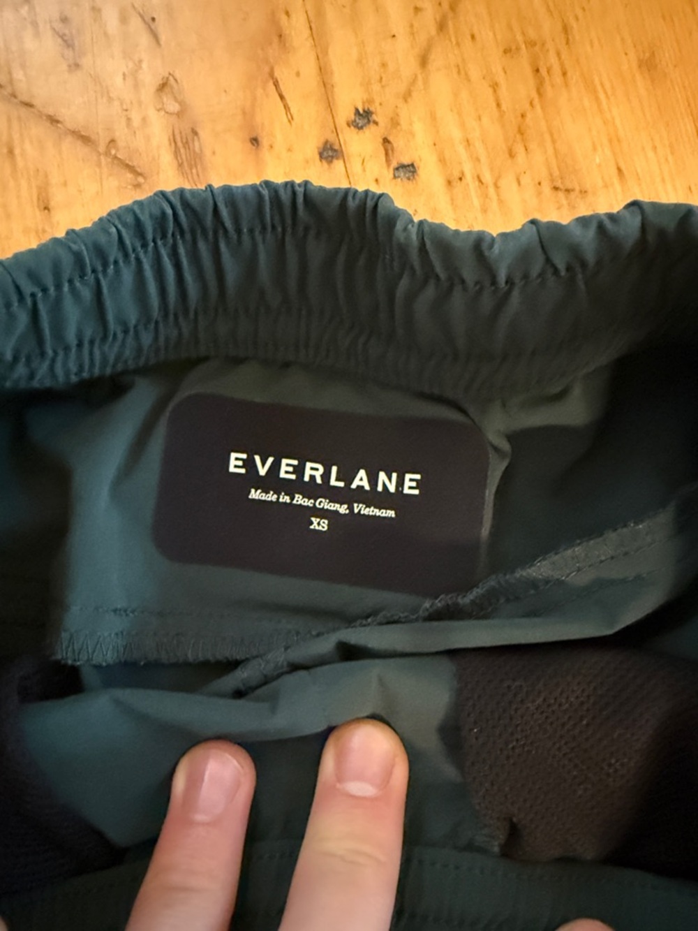 Everlane Men's Forest Green Jogger Pants - Picture 2 of 3